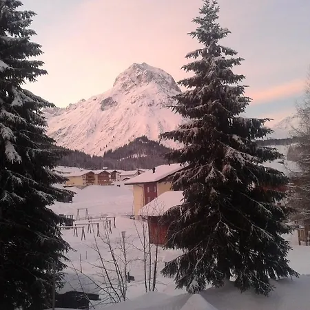 Haus Kirchblick 2*